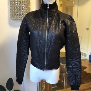 Hysteria black quilted light weight zip up jacket size medium MK